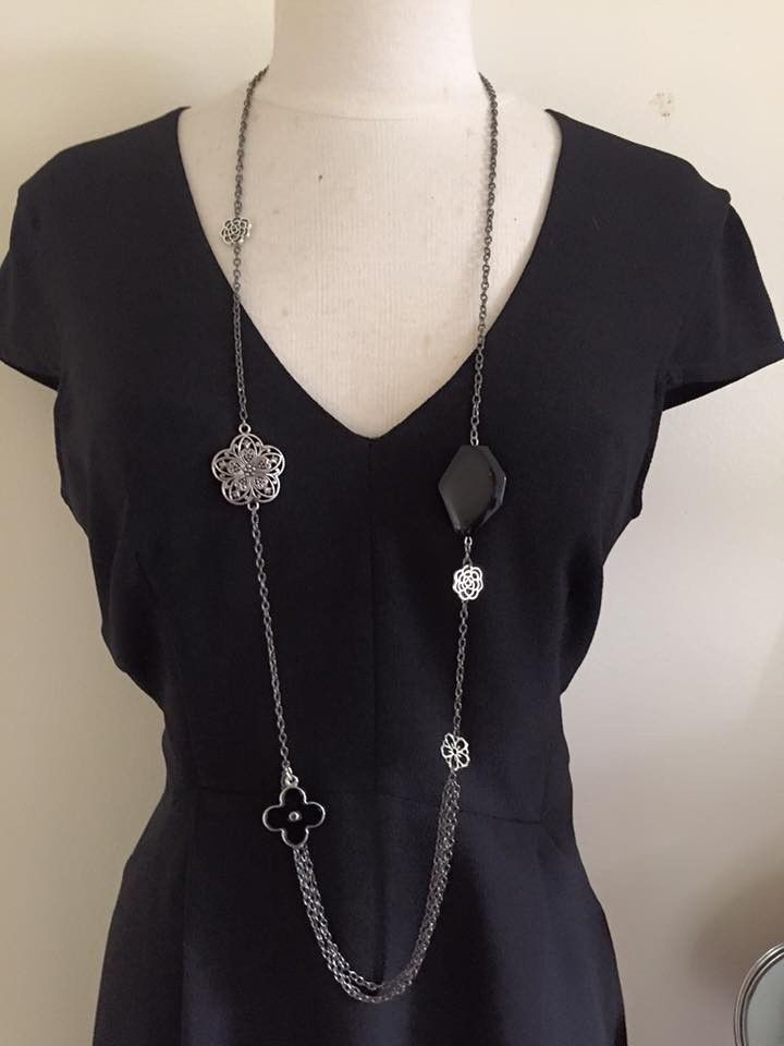 Vente de bijoux et accessoires Alexandra Deloison au Chalet 