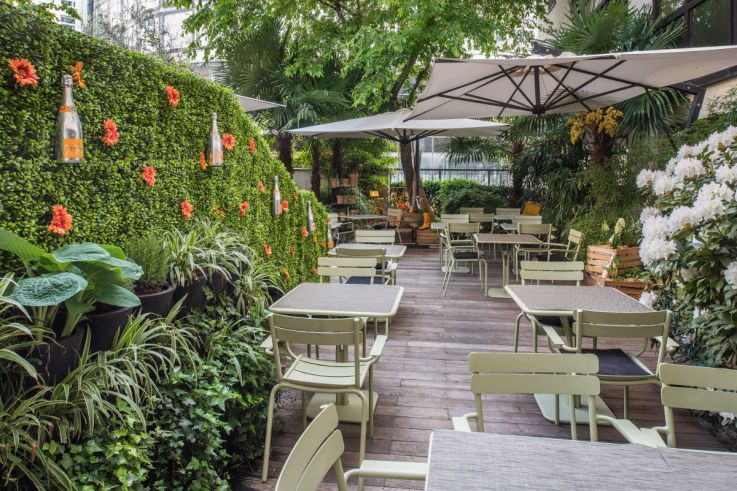 La Table du Huit ouvre son potager Veuve Clicquot en terrasse