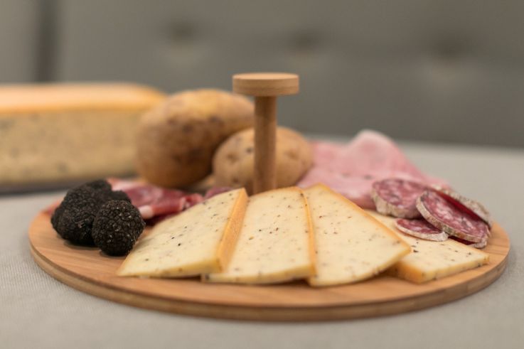 C'est soirée raclette à La Maison de la Truffe Madeleine !