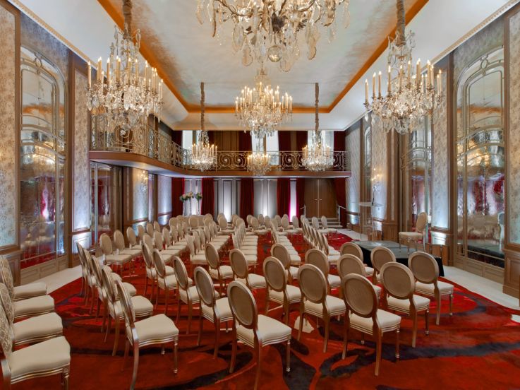  Un ensemble de l’Orchestre Philharmonique de Vienne à l’Hôtel Plaza Athénée 