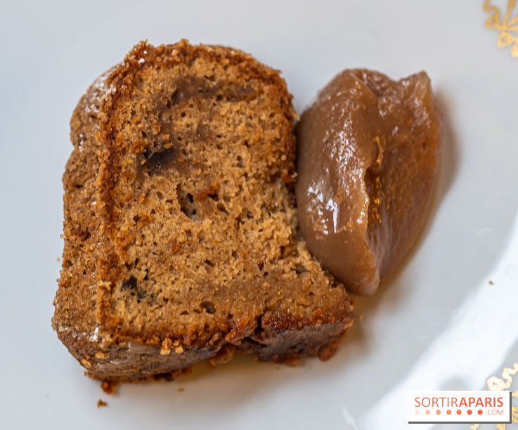 Le Bar à desserts du Ladurée des Champs-Elysées et son tea time exceptionnel à l'assiette