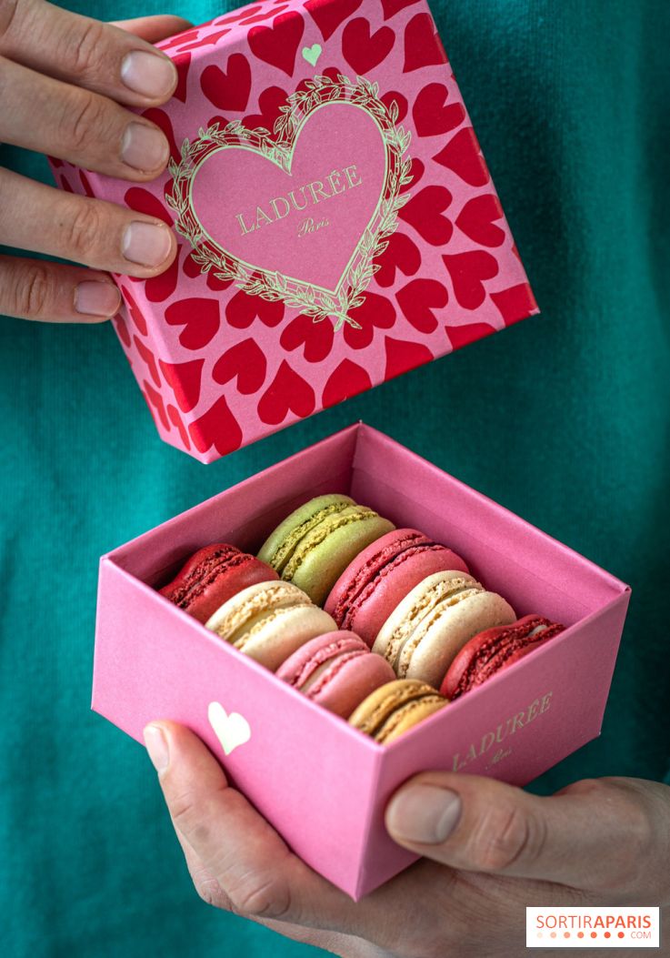 Saint-Valentin chez Ladurée 2024 : pâtisserie et coffret de macarons cœur