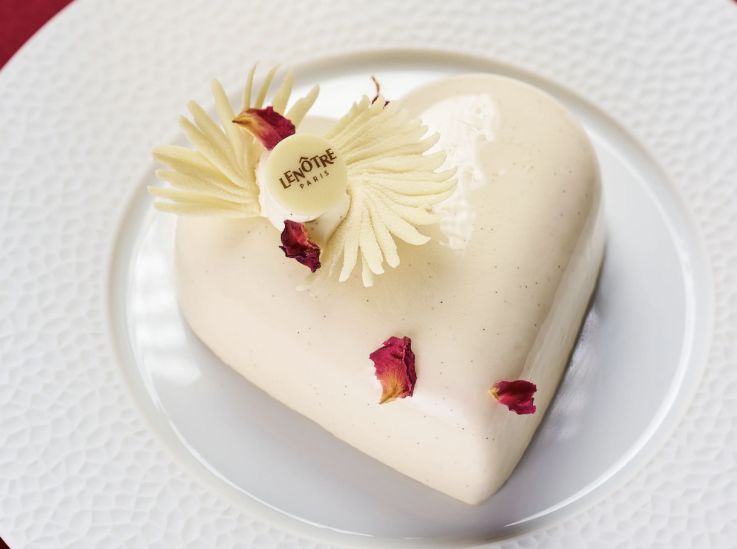 Les pâtisseries de Saint-Valentin chez Lenôtre 2024 : Les mots d'Amour