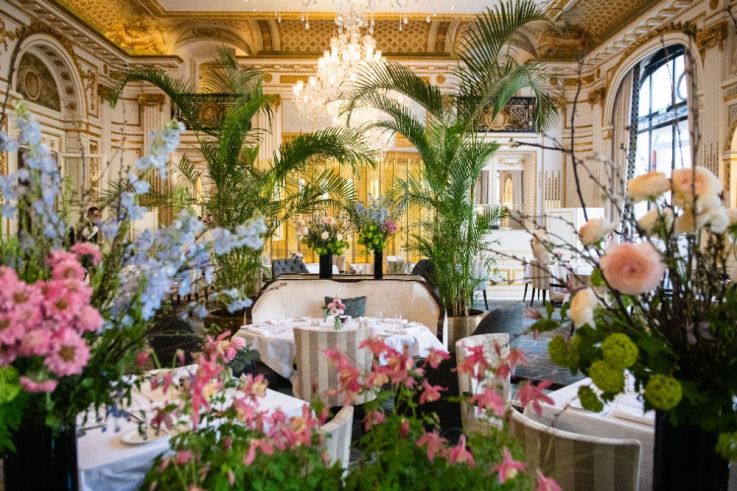 Le brunch et chasse aux oeufs de Pâques du Peninsula 2024