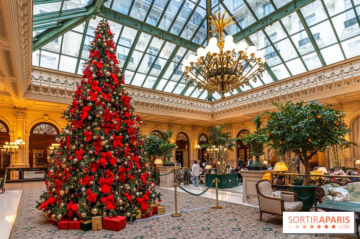 Top 15 des plus beaux Sapins de Noël à Paris 2024 : l'Intercontinental