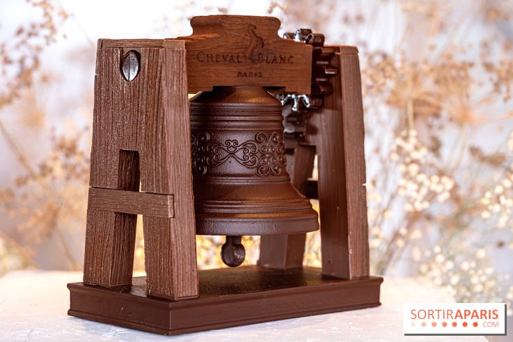 Pâques 2025 : la sublime Cloche en chocolat de Maxime Frédéric au Cheval Blanc Paris