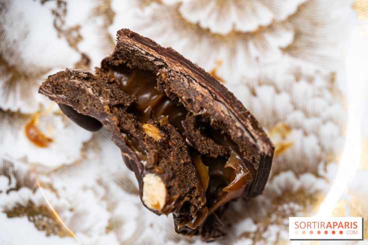 L'oeuf de Pâques florale du George V Paris par Michael Bartocetti 2025