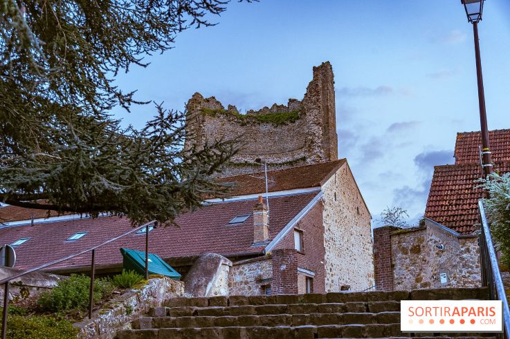 Le donjon de Maurepas dans les Yvelines