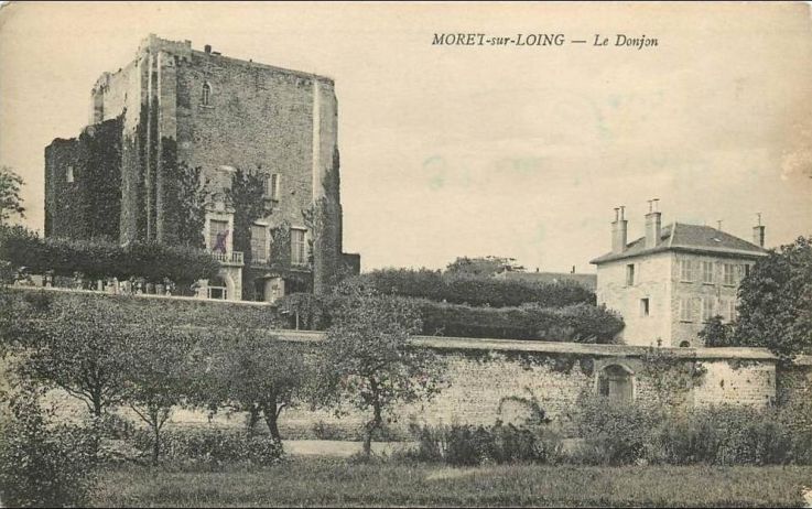 Seine-et-Marne : on peut dormir dans ce donjon royal du XIIe siècle !