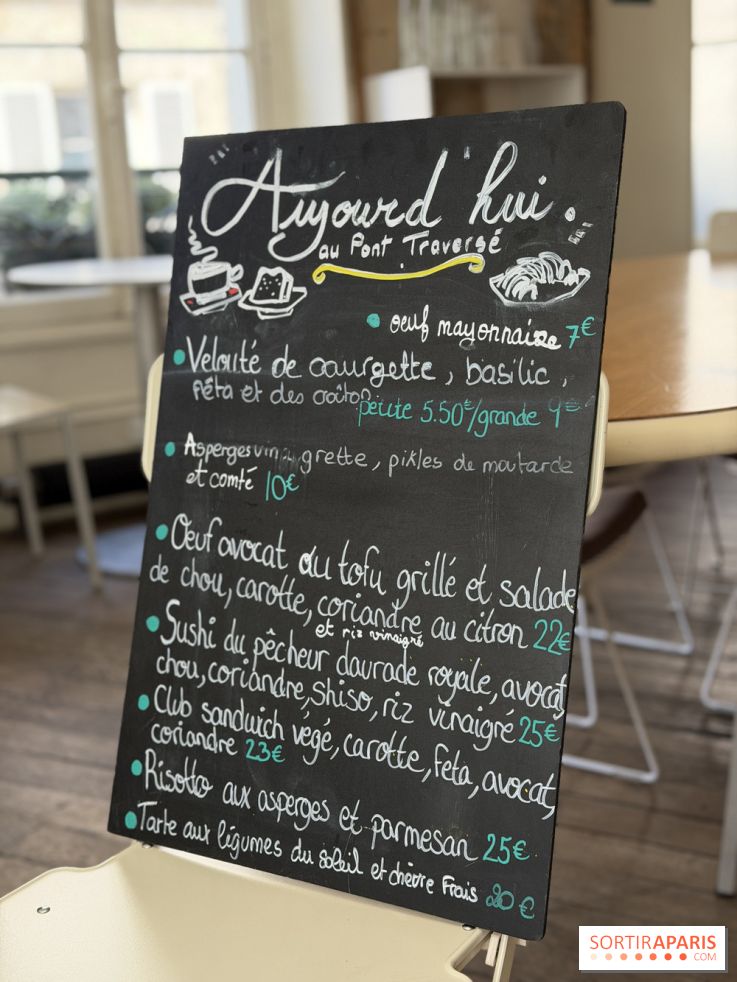 Le Pont Traversé, ce coffee shop douillet à la façade classée, se réinvente