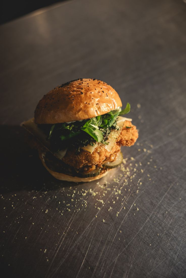 Mallory Gabsi ouvre 140°, la friterie Belgian Fritkot à Paris