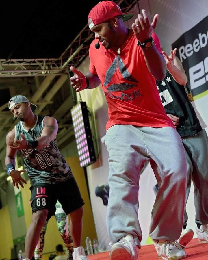 Un cours de sport géant et gratuit sur le Parvis de l'Hotel de Ville