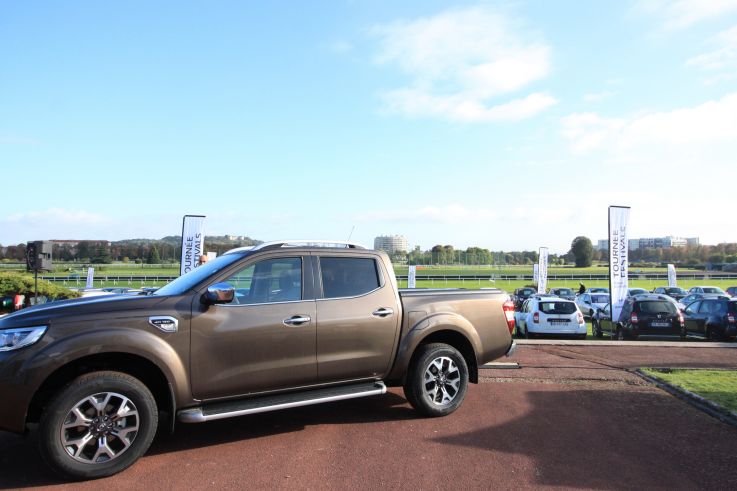 Au Galop sur les Occasions à l'Hippodrome de Saint-Cloud