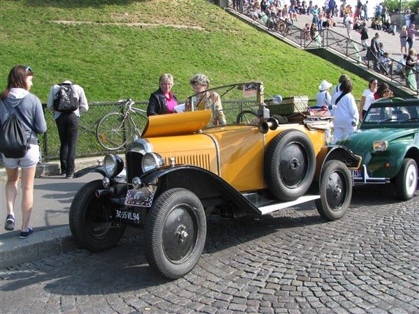 La Traversée de Paris estivale en anciennes 2018