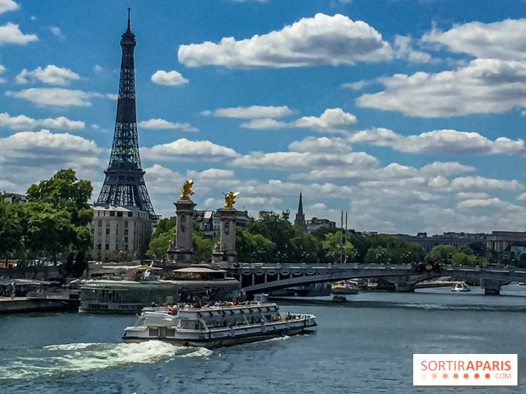 Visuel paris Tour Eiffel Seine Bateau mouche