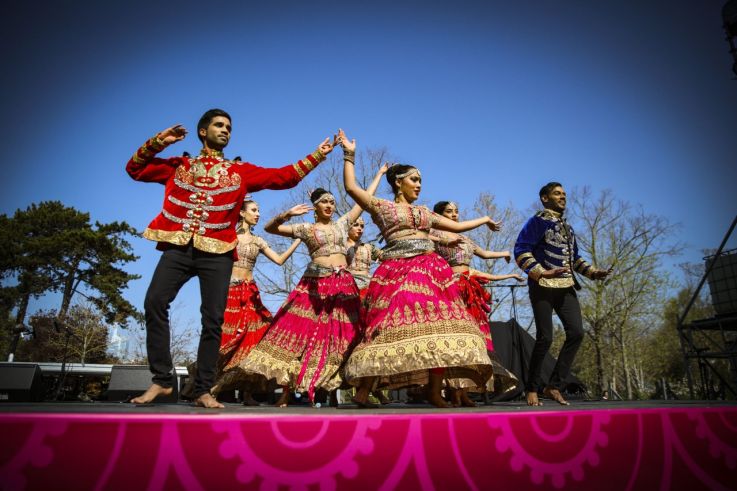 HOLI at Jardin d'Acclimatation 2022, the return of the festival of colors