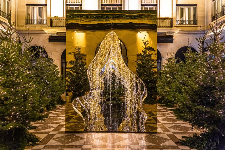 Le Christmas Pop Up de Noël du George V 2022 par Michael Bartocetti