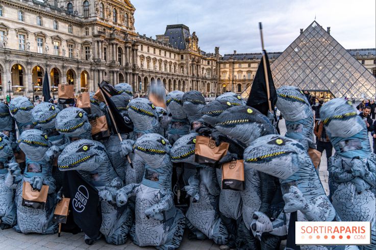 Quand des dinosaures défilent à Paris
