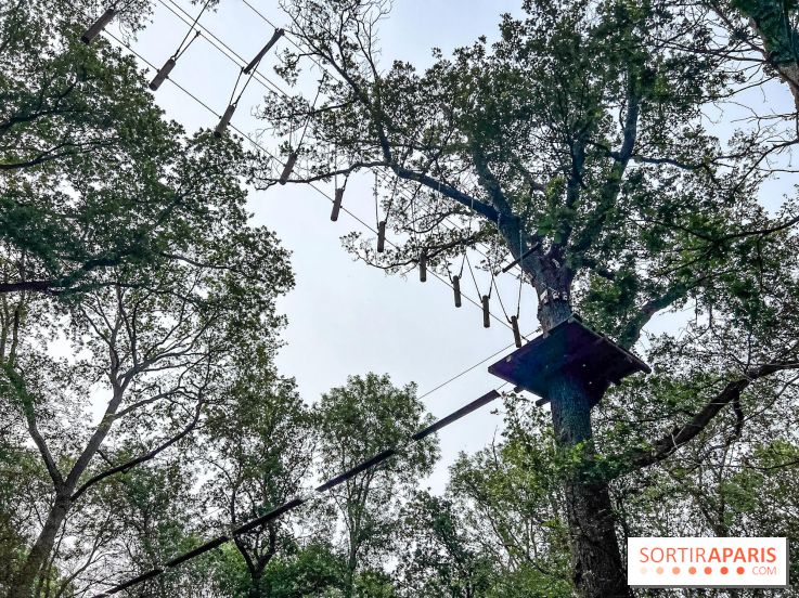 Branches et loisirs, l'accrobranche à la base de loisirs de Saint-Quentin en Yvelines