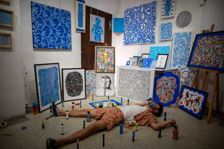 Sur les traces du D. : l'exposition du street artiste à la galerie Wilde à Paris