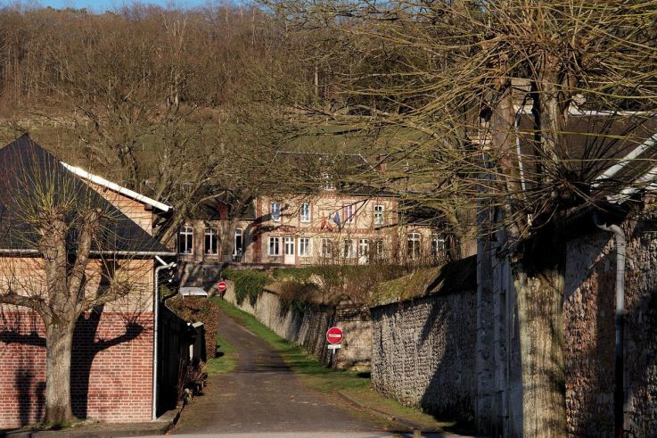 Tourisme : 5 communes classées parmi les plus beaux villages de France à moins de 2h de Paris