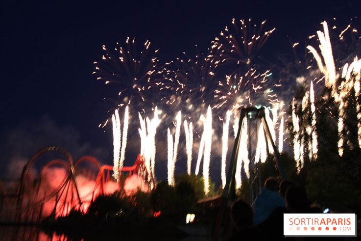 Inauguration officielle de la Forêt d'Idefix, feux d'artifice 25 ans Astérix