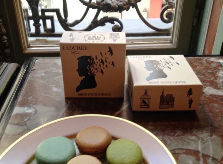 Ladurée lance une collection Miss Peregrine et les Enfants Particuliers