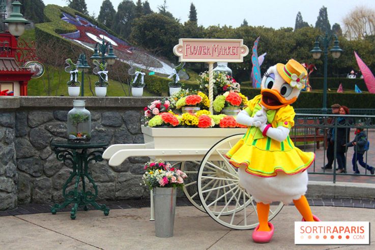 Le Printemps s'installe à Disneyland Paris
