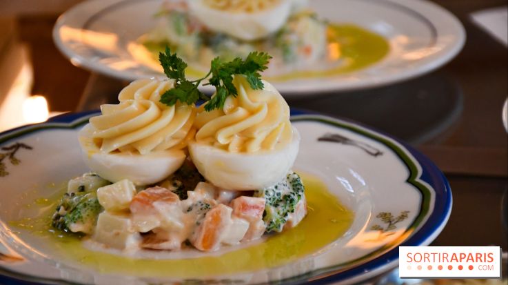 Brasserie Charlie, grands classiques & fruits de mer dans un esprit Art Nouveau à Neuilly-sur-Seine