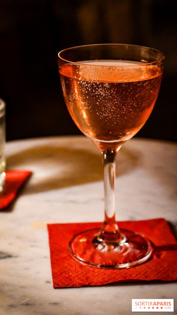 Prescription Cocktail Club : des créations pointues dans bar mystique et théâtral à Paris