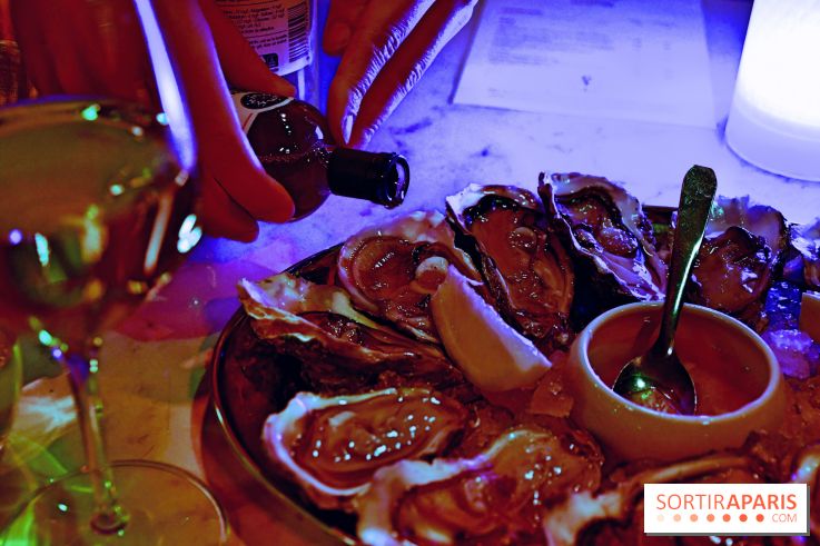 Les apéros du Louvre : huîtres à 1€, musique live et tapas raffinés dans une terrasse hivernale