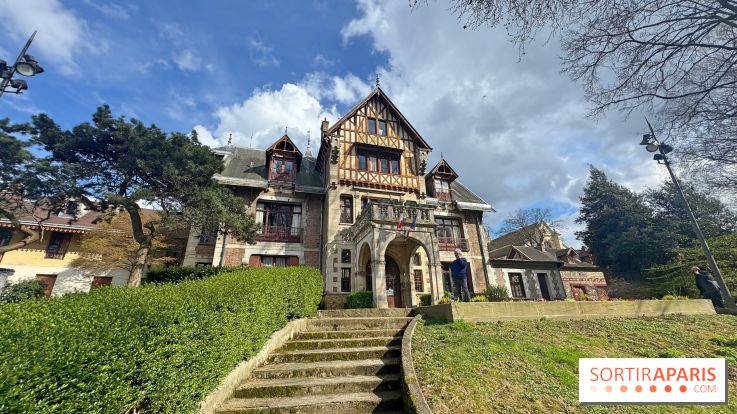 Cette étonnante mairie de région parisiennes a des airs de maison normande