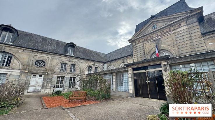 Dans ces anciennes écuries, vestiges d'un château disparu, se trouve une mairie !