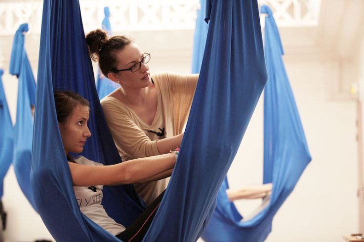 Fly Yoga : Des cours de yoga aérien à Paris