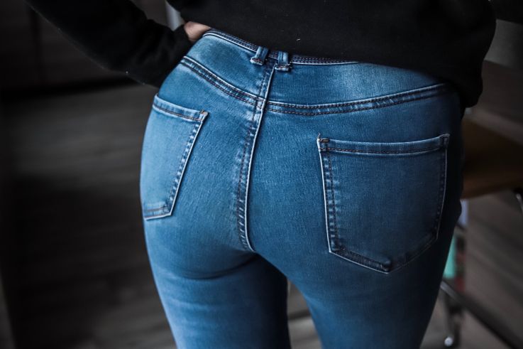 Jean Push Up : notre sélection shopping spéciale belles fesses