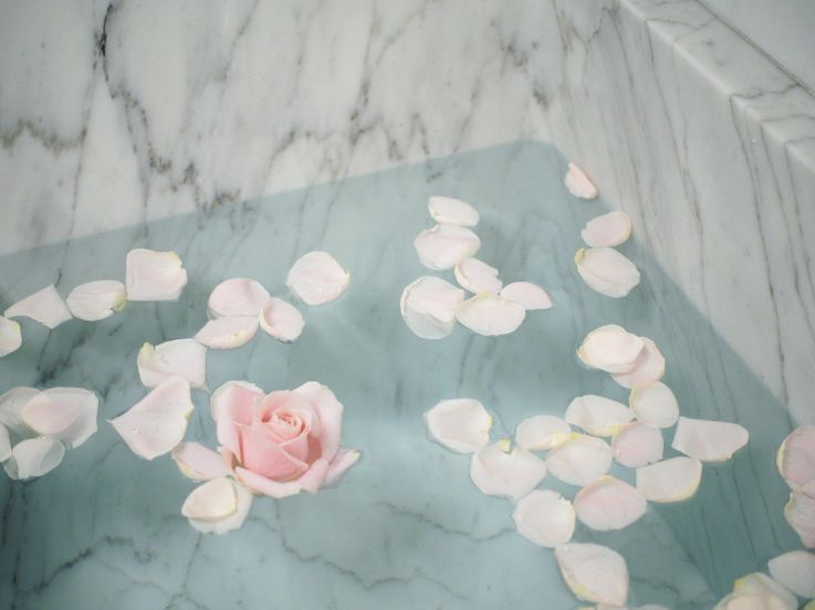 Saint-Valentin 2021 à Paris : un séjour bien-être romantique dans un célèbre palace parisien