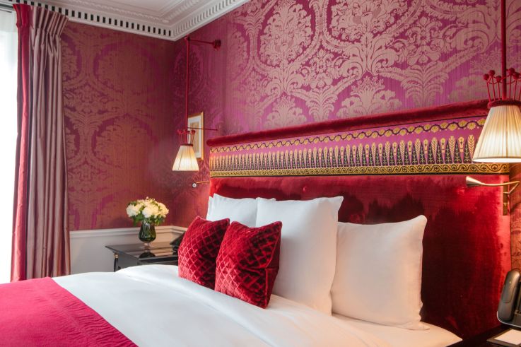 Saint-Valentin 2021 à Paris : dîner étoilé et nuit dans un bel hôtel parisien