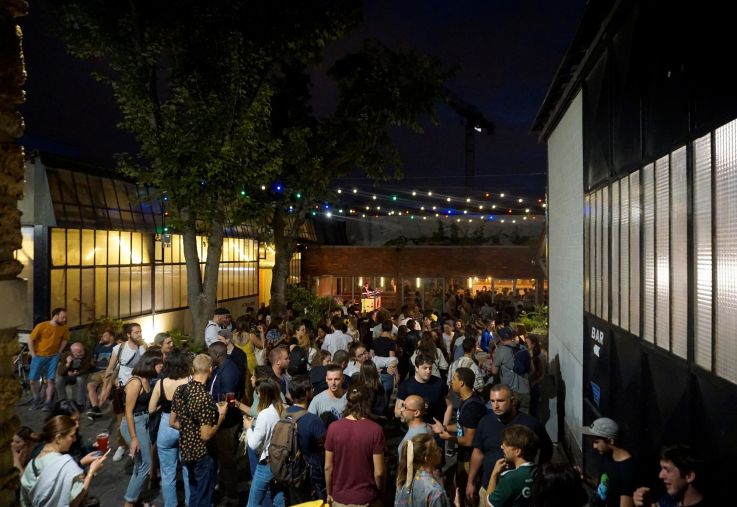 Concerts, DJ set, Drag Show : la programmation du bar Gallia, la taproom festive aux portes de Paris