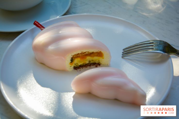 L'Arbre Enchanté, la bûche de Noël régressive du chef Adrien Bozzolo au Mandarin Oriental