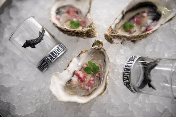 La terrasse éphémère Beluga Vodka du Trianon Palace Versailles se relooke pour le printemps !
