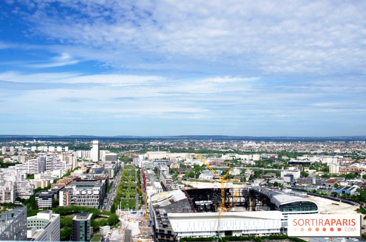 Réouverture du toit de la Grande Arche de La Défense