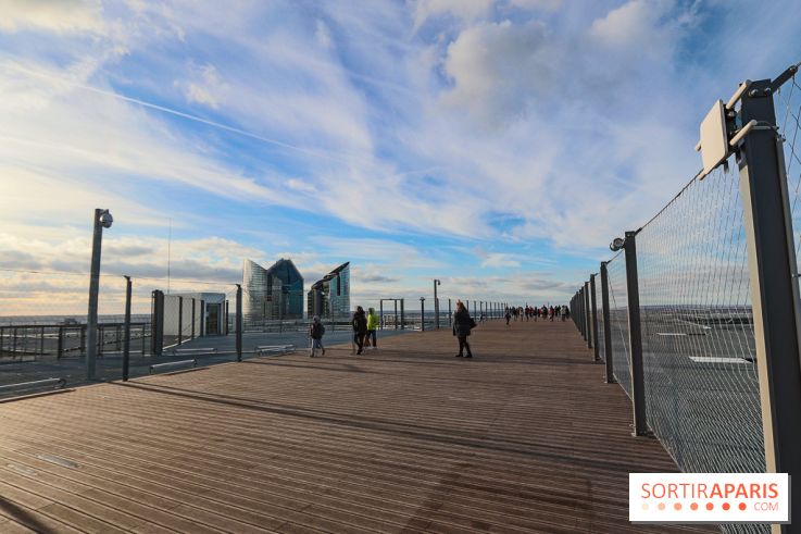 Réouverture du toit de la Grande Arche de La Défense