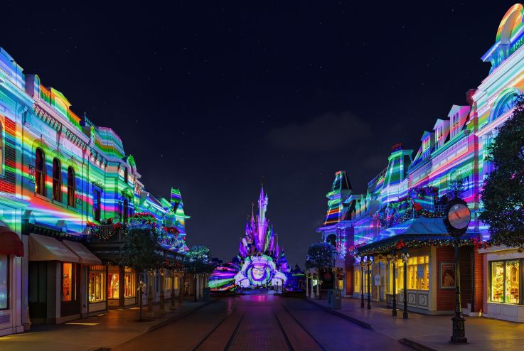 Disney Tales of Magic : découvrez le nouveau show nocturne et immersif de Disneyland Paris