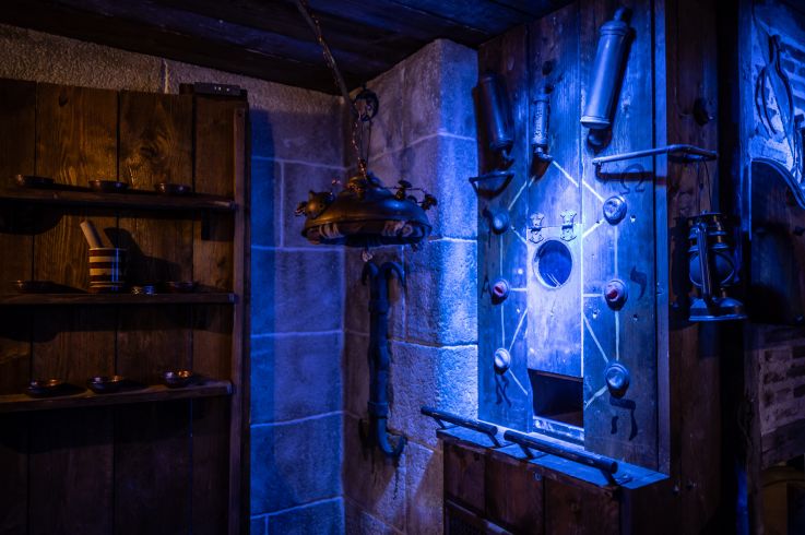 L'Alchimiste : l'escape game ésotérique au Donjon de Paris