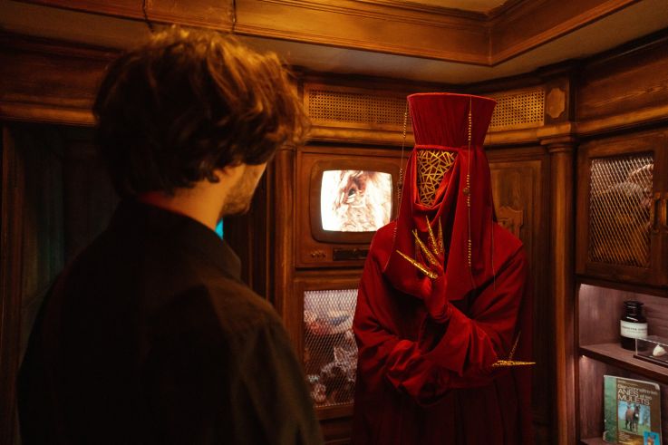 HERMÈS - Qui a tué le livreur ? : l’expérience immersive de Deep Inside entre enquête et théâtre à Paris