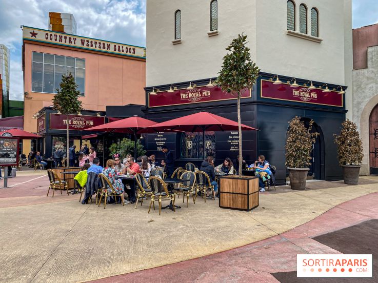 Disney Village : The Royal Pub, le nouveau restaurant inspiré d'un pub anglais ouvre ses portes