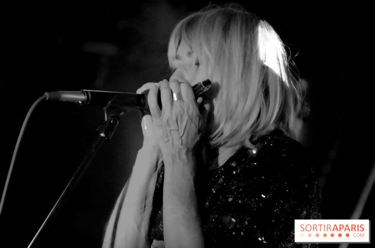 Kim Gordon en concert à Salò