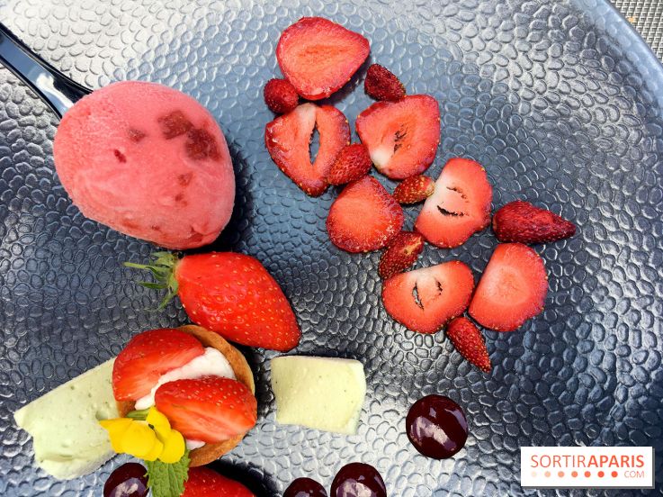 Le restaurant-terrasse des Jardins du Marais - Autour de la fraise