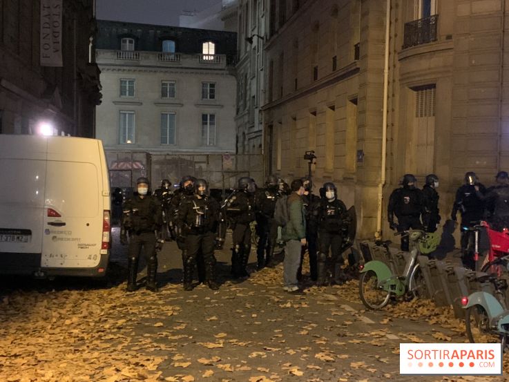 Manifestation contre la loi de sécurité globale : les policiers sortent les canons à eau