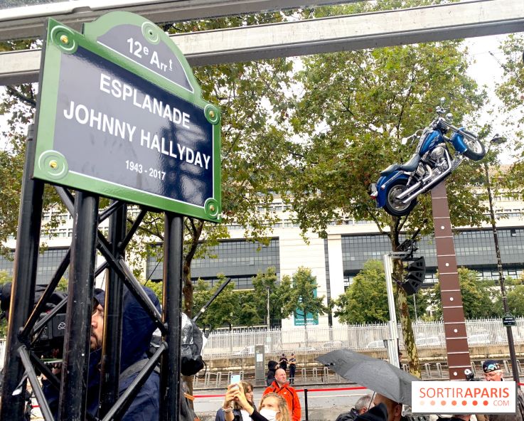 Journée d'hommages à Johnny Hallyday ce mardi: esplanade, statue, concert... le programme à Paris